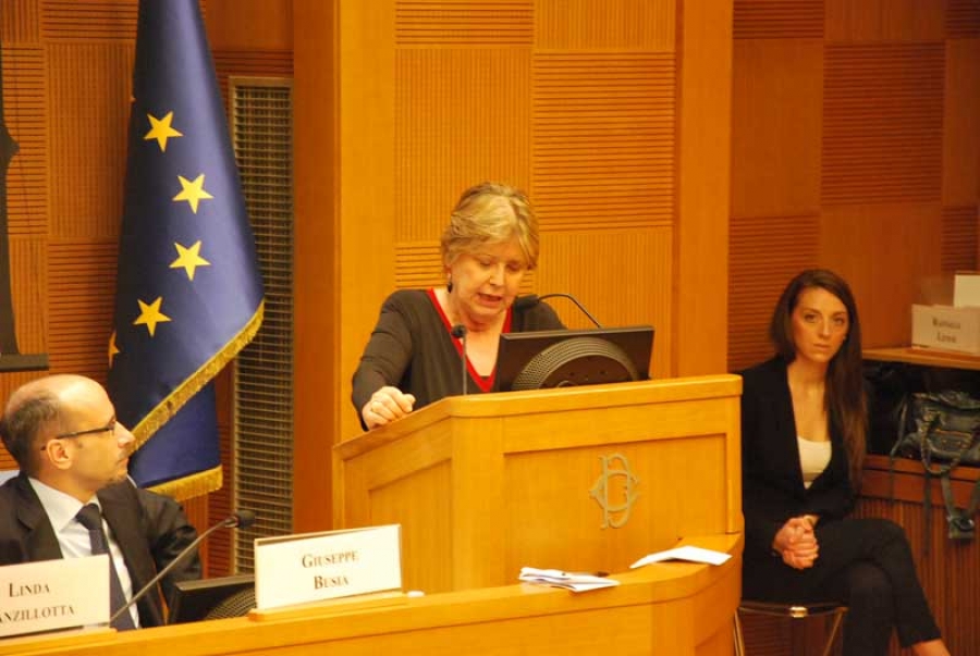 Linda Lanzillotta, tavola rotonda, La liberalizzazione dei servizi finanziari